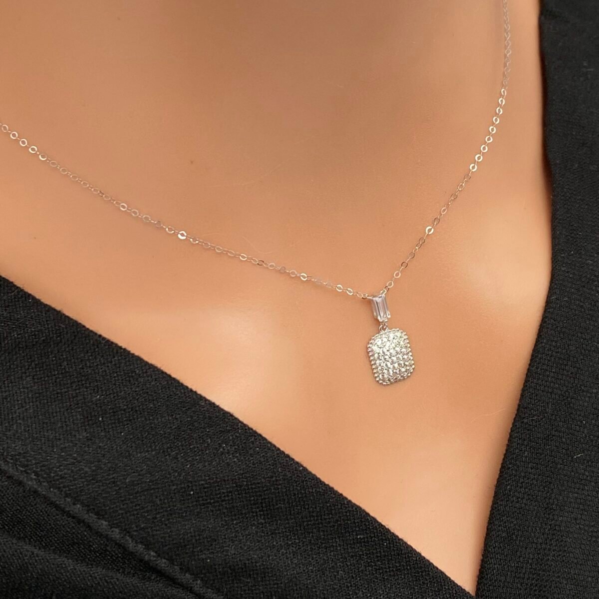 ⁦عقد ذهب عيار 18 الوزن 0.76 جرام⁩ - الصورة ⁦4⁩