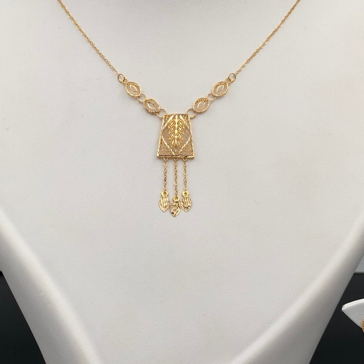 ⁦طقم ذهب عيار 21 الوزن 6.27 جرام⁩ - الصورة ⁦2⁩