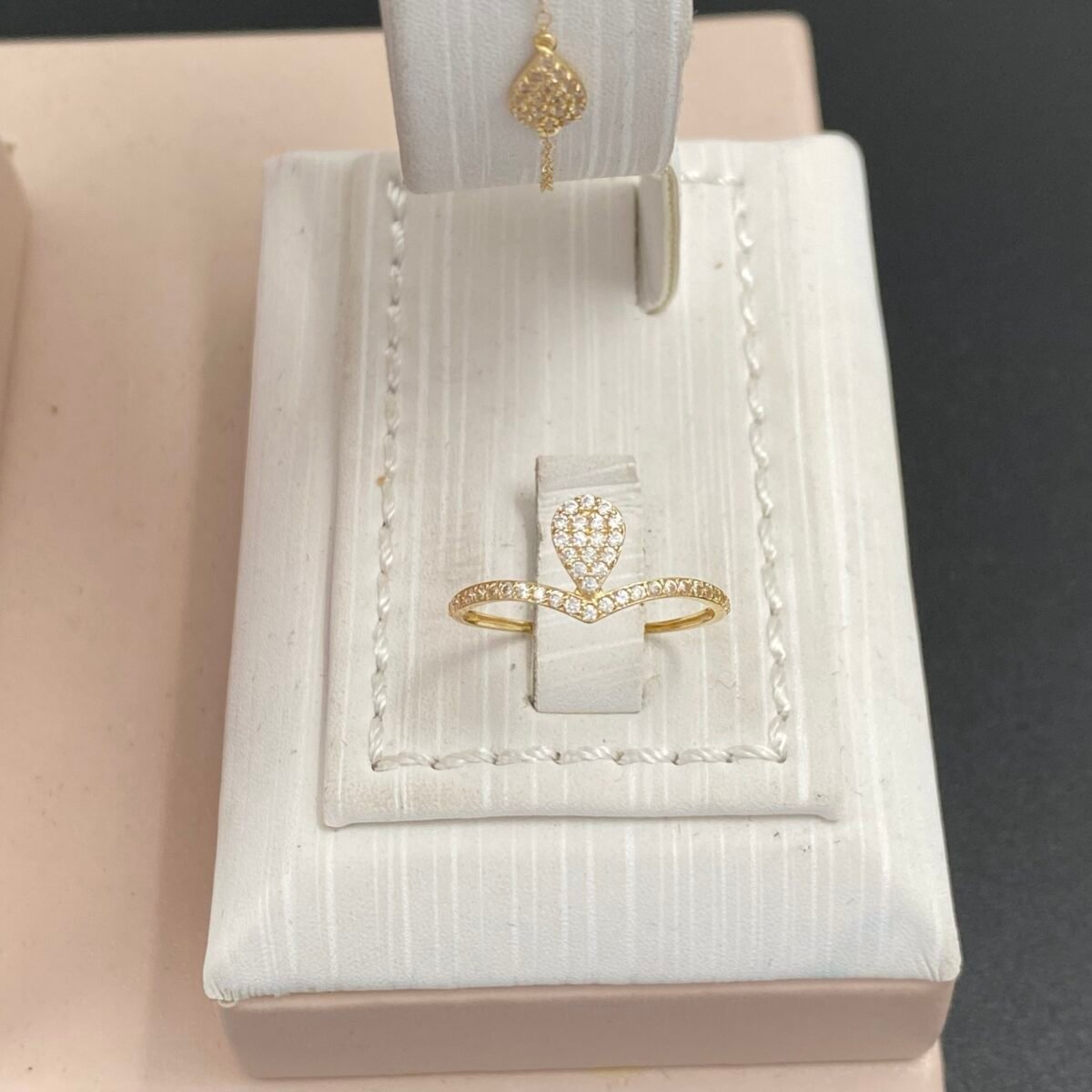 ⁦طقم ذهب عيار 18 الوزن 3 جرام⁩ - الصورة ⁦4⁩