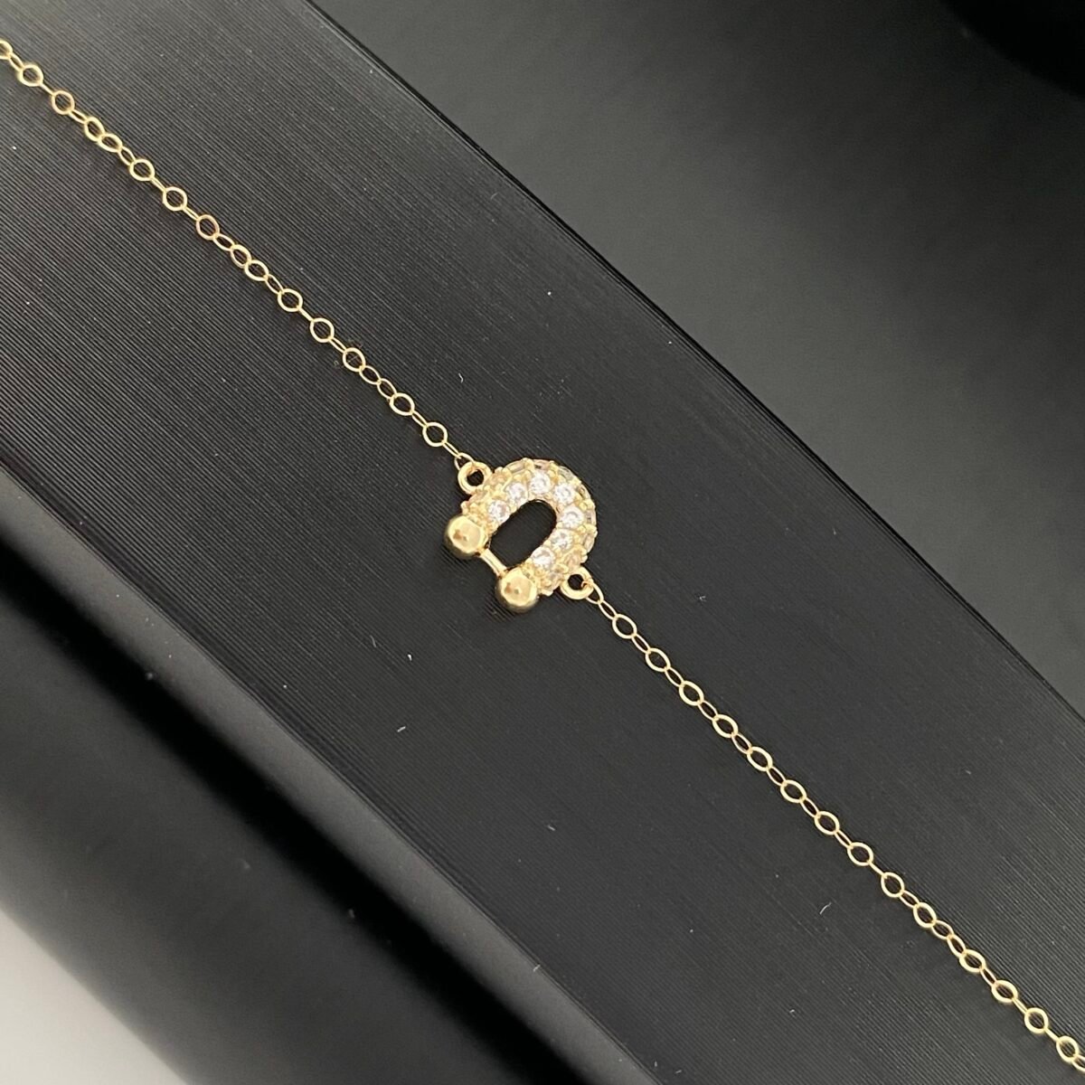 ⁦طقم ذهب عيار 18 الوزن 2.60 جرام⁩ - الصورة ⁦3⁩
