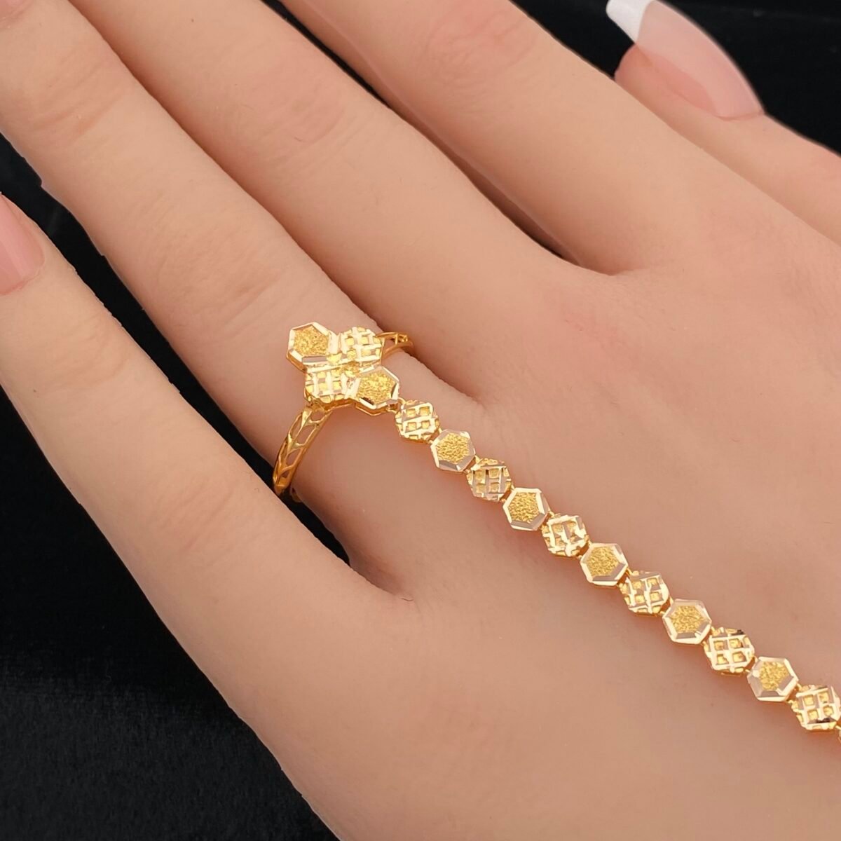 ⁦كف ذهب عيار 21 الوزن 8.94 جرام⁩ - الصورة ⁦3⁩