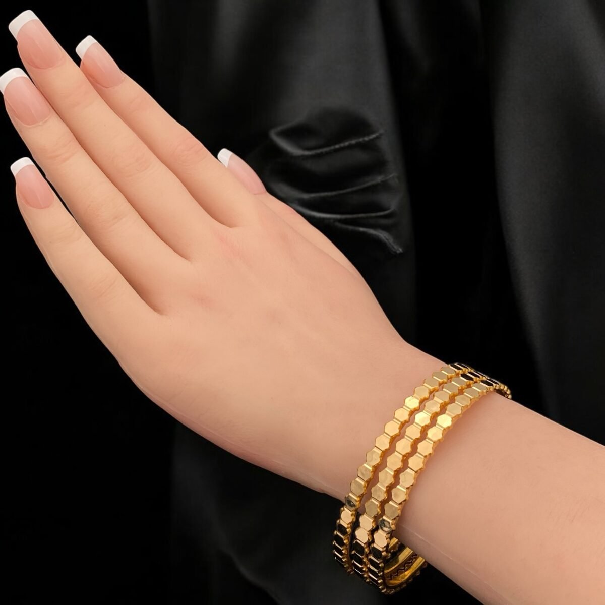 ⁦غويشه ذهب عيار 21⁩ - الصورة ⁦4⁩