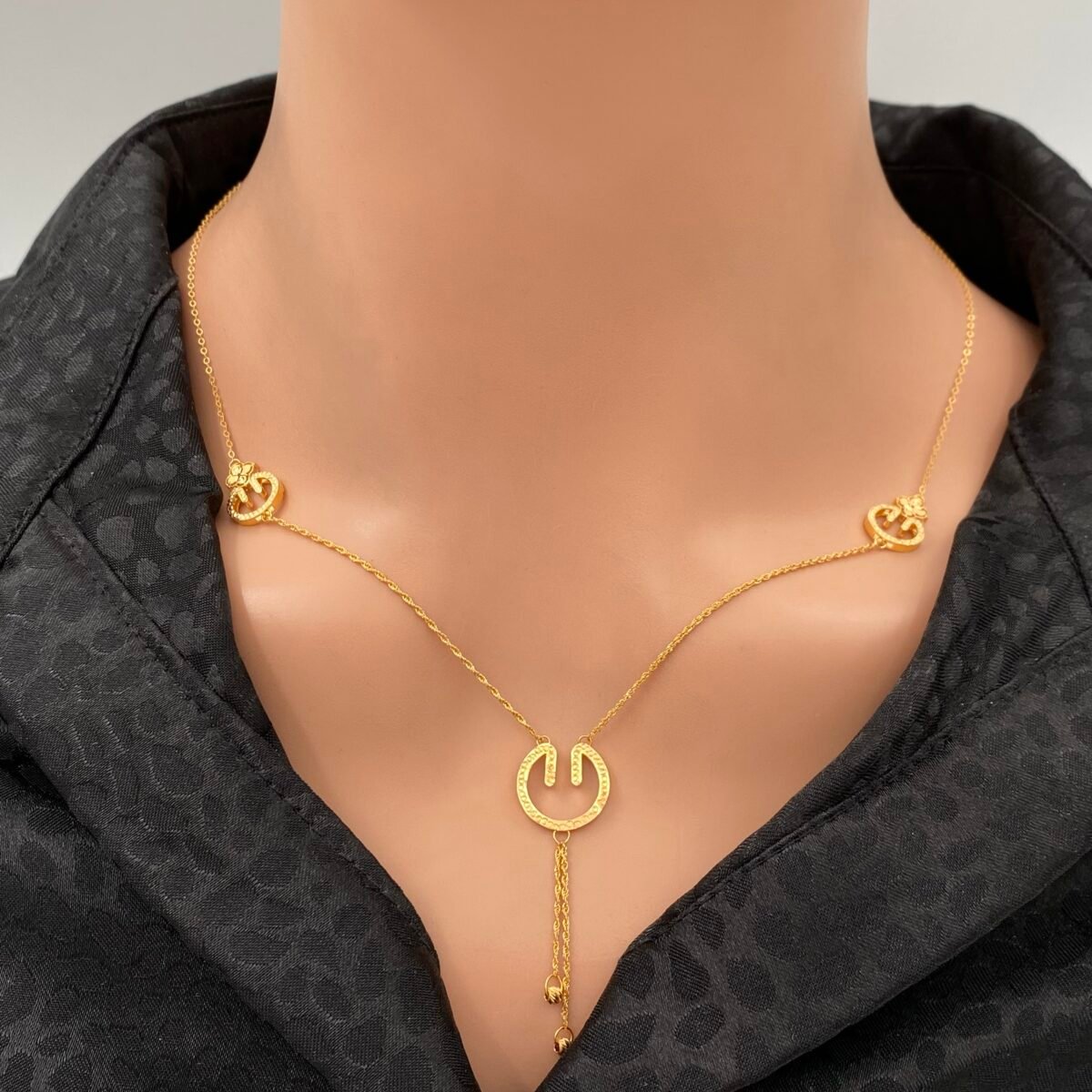 عقد ذهب عيار 21 الوزن 2.93 جرام