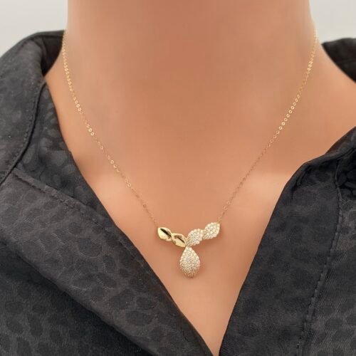 عقد ذهب عيار 18 الوزن 1.29 جرام