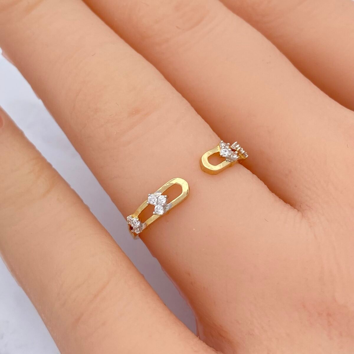 ⁦خاتم ذهب عيار 18 الوزن 0.77⁩ - الصورة ⁦2⁩