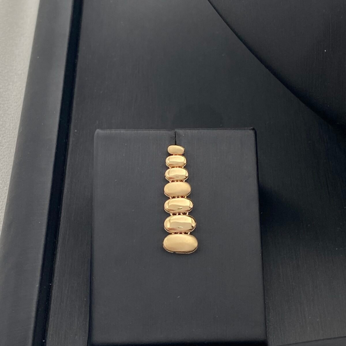 ⁦طقم ذهب عيار 18 الوزن 22.97 جرام⁩ - الصورة ⁦3⁩