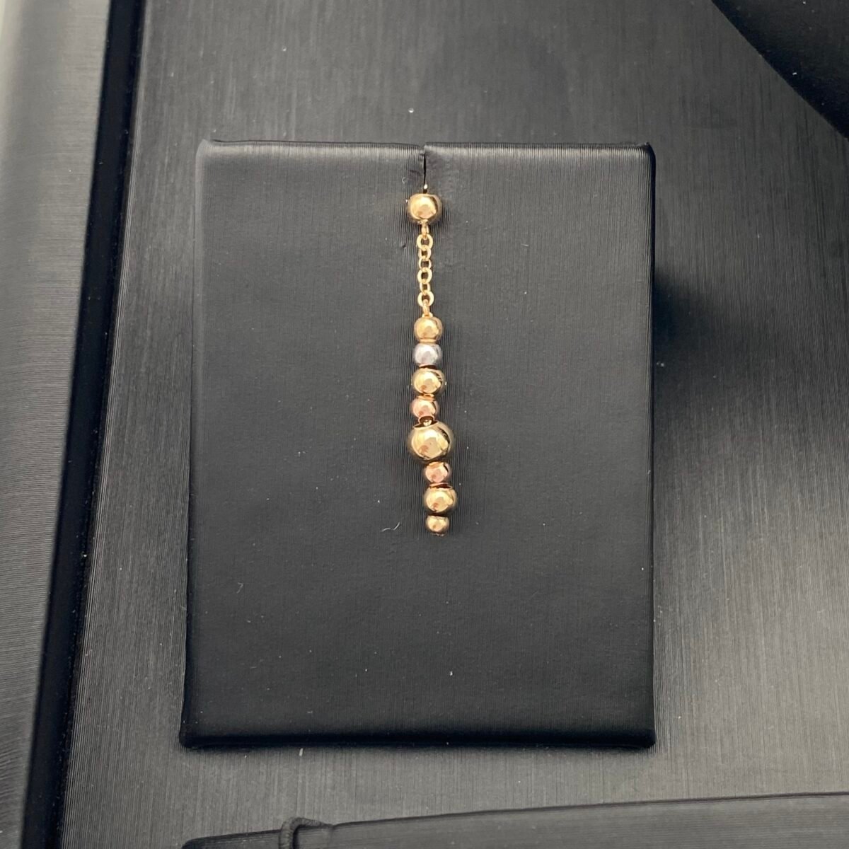 ⁦طقم ذهب عيار 18 الوزن 7.98 جرام⁩ - الصورة ⁦5⁩