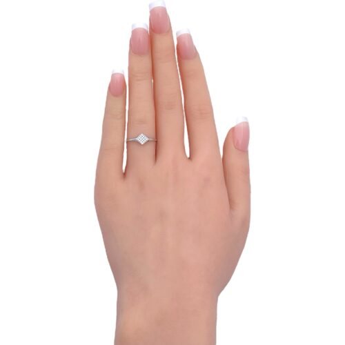 خاتم ذهب عيار 18 الوزن 0.87 جرام