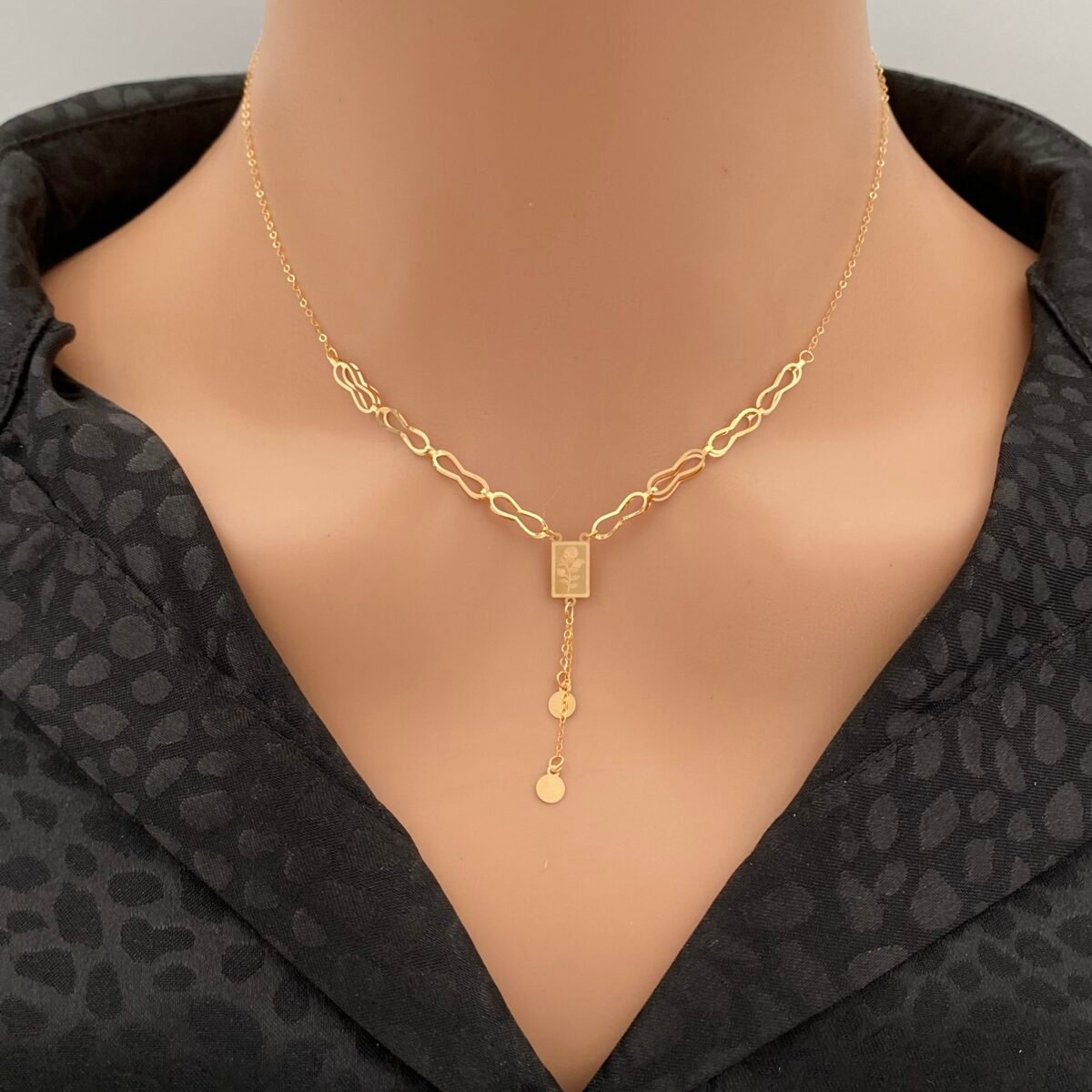 عقد ذهب عيار 21 الوزن 0.93 جرام