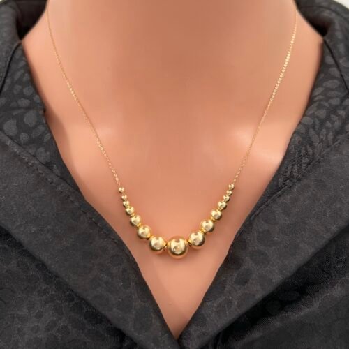 عقد ذهب عيار 18 الوزن 2.69 جرام