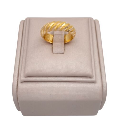 دبله ذهب عيار 21 الوزن 1.76 جرام