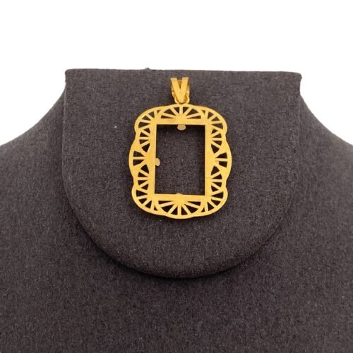 تعليقه ذهب عيار 21 الوزن 0.77 جرام