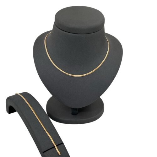 عقد واسواره ذهب عيار 18 الوزن 4.84 جرام