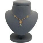 ⁦عقد ذهب ورده عيار 21 وزن 1.71 جم استثنائي يبرز جمالك⁩ - الصورة ⁦4⁩