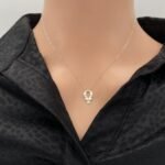 عقد ذهب عيار 18 الوزن 0.83 جرام