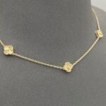 ⁦عقد وجهين ذهب عيار 18 الوزن 5.55 جرام⁩ - الصورة ⁦3⁩