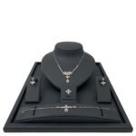 طقم ذهب عيار 18 الوزن 10.85 جرام