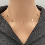 عقد ذهب عيار 18 الوزن 1.29 جرام