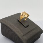 ⁦خاتم ذهب اطفال عيار 21 الوزن 0.70 جرام⁩ - الصورة ⁦2⁩