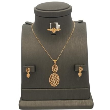 نصف طقم ذهب عيار 21 الوزن 4.08 جرام