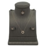 نصف طقم أطفال ذهب عيار 18 الوزن 1.37 جرام