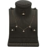 نصف طقم اطفال عيار 18 الوزن 1.41 جرام