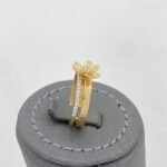 ⁦خاتم ذهب عيار 18 الوزن 2.83 جرام⁩ - الصورة ⁦3⁩