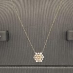 ⁦نصف طقم اطفال ذهب عيار 18 الوزن 2.03 جرام⁩ - الصورة ⁦5⁩