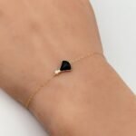 ⁦اسواره ذهب عيار 18 الوزن 0.50 جرام⁩ - الصورة ⁦2⁩