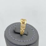 ⁦خاتم ذهب عيار 18 الوزن 2.44 جرام⁩ - الصورة ⁦2⁩