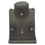 نصف طقم أطفال ذهب عيار 18 الوزن 3.24 جرام