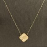 ⁦نصف طقم أطفال ذهب عيار 18 الوزن 1.65 جرام⁩ - الصورة ⁦3⁩