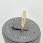 ⁦خاتم ذهب عيار 18 الوزن 1.77 جرام⁩ - الصورة ⁦2⁩