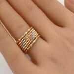 ⁦أسوارة وخاتم هيفاء ذهب عيار 18 الوزن 12.82 جرام⁩ - الصورة ⁦2⁩