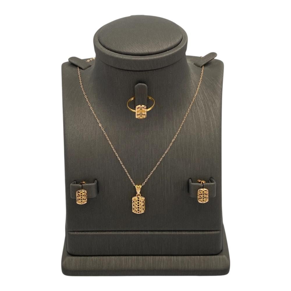 نصف طقم اطفال ذهب عيار 21 الوزن 3.40 جرام نصف طقم اطفال ذهب عيار 21 الوزن 3.40 جرام