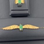 ⁦طقم جناح الصقر ذهب عيار 21 الوزن 9.2 جرام⁩ - الصورة ⁦5⁩
