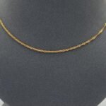 ⁦سلسال ذهب عيار 18 الوزن 0.80 جرام سلسه مبروم بسيطه وملفته⁩ - الصورة ⁦3⁩