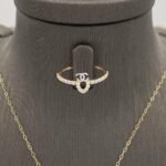 ⁦نصف طقم ذهب عيار 18 الوزن 2.46 جرام⁩ - الصورة ⁦3⁩