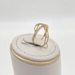 ⁦خاتم ذهب عيار 18 الوزن 1.54 جرام⁩ - الصورة ⁦3⁩