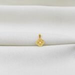 تعليقه ذهب عيار 18 الوزن 0.15 جرام مستوحى من فان كليف