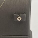 ⁦نصف طقم اطفال ذهب عيار 18 الوزن 1.24 جرام⁩ - الصورة ⁦4⁩