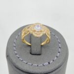 ⁦خاتم ذهب عيار 18 الوزن 2.57 جرام⁩ - الصورة ⁦3⁩