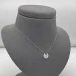 ⁦عقد ذهب عيار 18 الوزن 1.09 جرام⁩ - الصورة ⁦4⁩