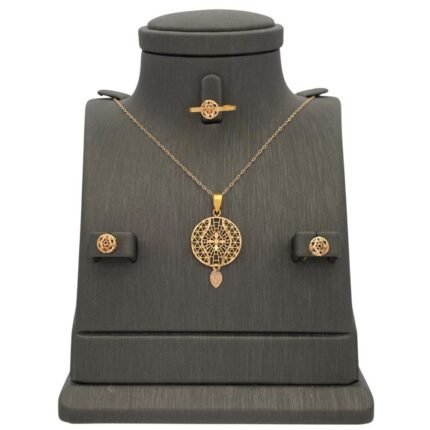 نصف طقم ذهب عيار 21 الوزن 3.67 جرام