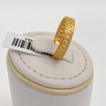 ⁦خاتم ذهب عيار 21 الوزن 2.39 جرام⁩ - الصورة ⁦3⁩