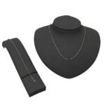 عقد وإسواره ذهب عيار 18 الوزن 4.30 جرام