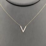 ⁦طقم ذهب عيار 18 الوزن 1.97 جرام⁩ - الصورة ⁦4⁩