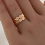 ⁦تونز ذهب عيار 21 الوزن 2.41 جرام⁩ - الصورة ⁦2⁩