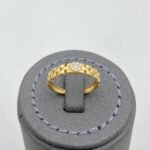 ⁦خاتم ذهب عيار 18 الوزن 1.61 جرام⁩ - الصورة ⁦2⁩