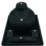 طقم ذهب ناعم عيار 18 وزن 3.45 جم بأفضل سعر فى متجرنا